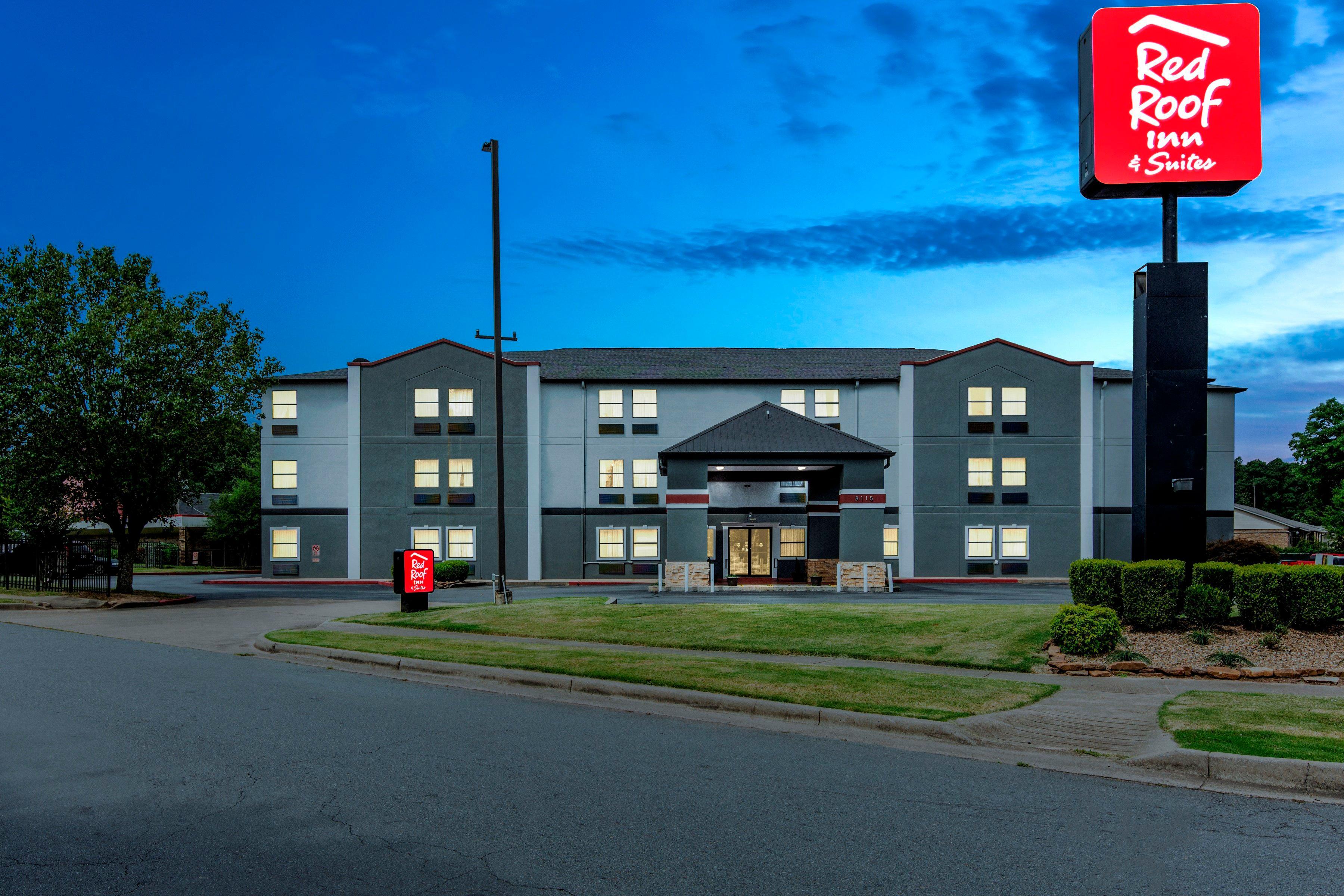 Red Roof Inn & Suites Little Rock Exterior photo
